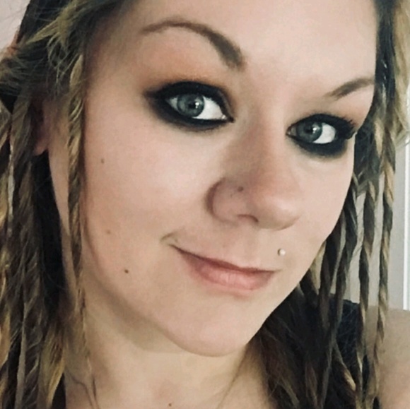 Meet your Posher, Aj - Picture 1 of 1